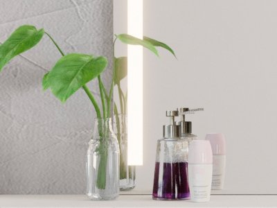 Flot toiletspejl med indlagt LED lys i et nyt badeværelse