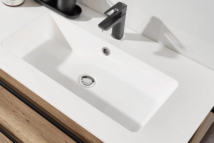 Vaskebordplade i tynd men stærk kvalitet