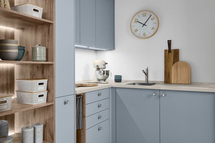 Bryggers med åbne hylder