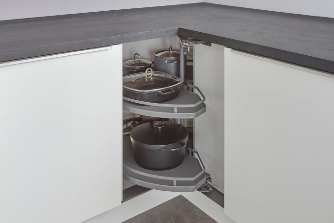 Indstiksskab med karrusel