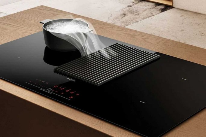 Emhætten suges damp og os direkte ved madlavningen