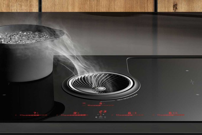 Køb kogeplade med indbygget emhætte