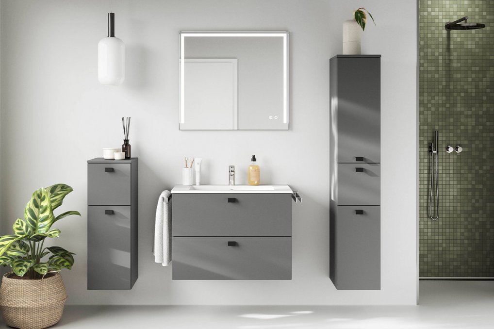 Elegant badmiljø i grå nuancer