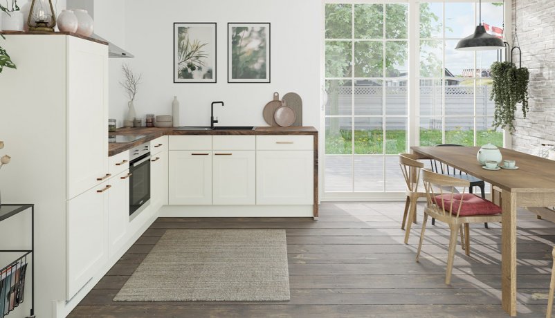 Stemningsfyldt hvidt landkøkken