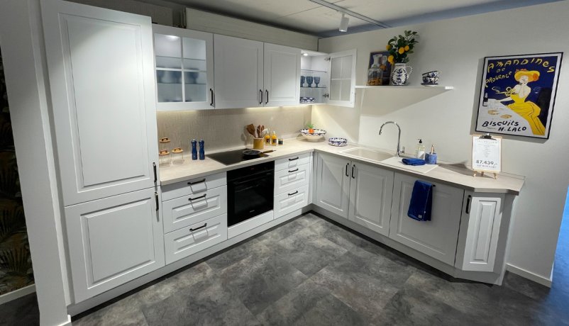 Lækkert hvidt køkken