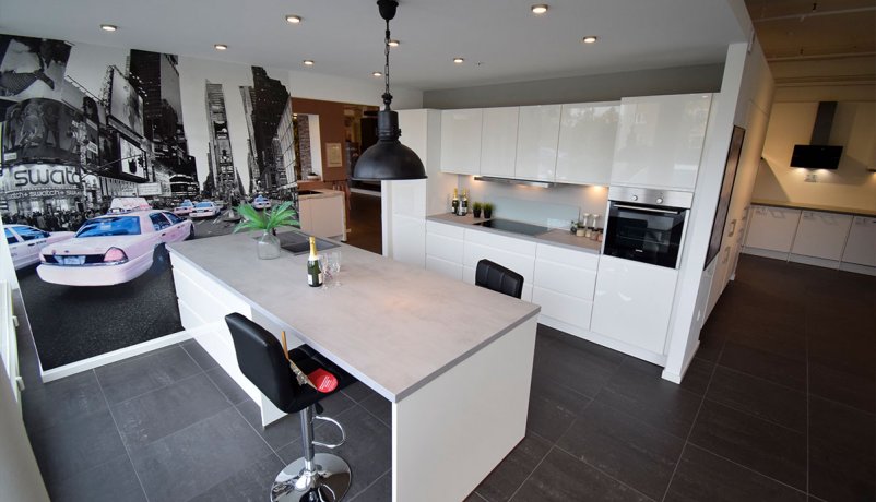 Lækkert udstillingskøkken til salg i Valby