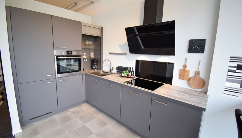 Lækkert udstillingskøkken til salg i Valby