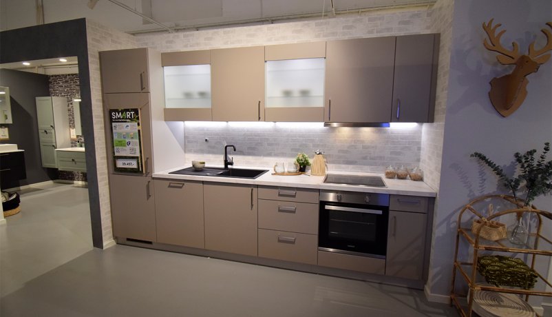 Lækkert udstillingskøkken til salg i Valby