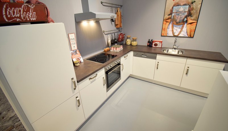 Udstillingskøkken til salg i Vordingborg Køkkenet Valby