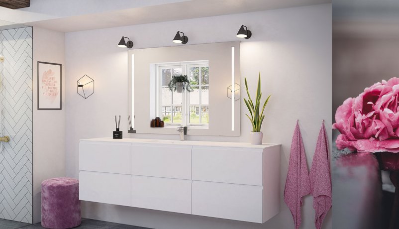 Imødekommende hvidt badeværelse