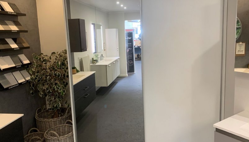 Nykøbing F – Garderobe, Hvid KA