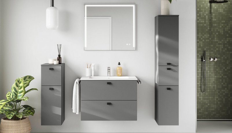 Elegant badmiljø i grå nuancer