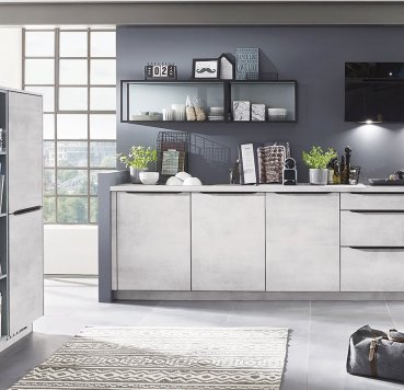 Køkkenfront med cementstruktur