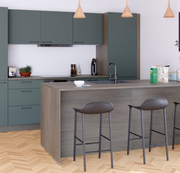 Grønt køkken med mørk eg eller valnød træ farvet laminatbordplade